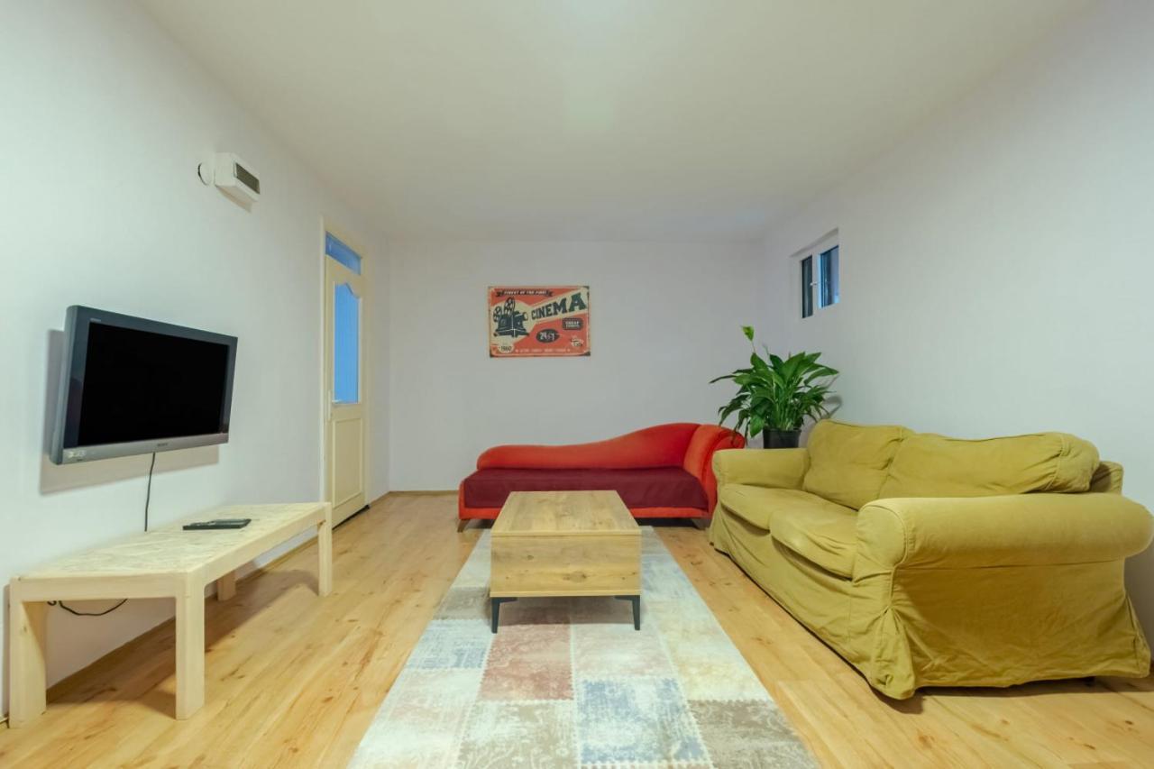 Flat 800 M To Metro Station In Sisli Apartament *